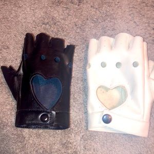 Black and White Heart Leather Gloves